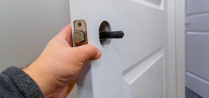 Nighttime Locksmith For Lock Repair in Hollywood, FL