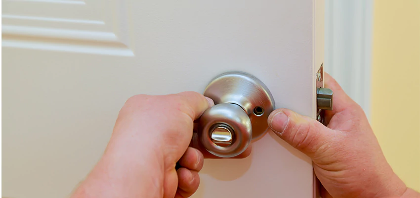 After-hours Locksmith For Lock And Key Installation in Hollywood, FL