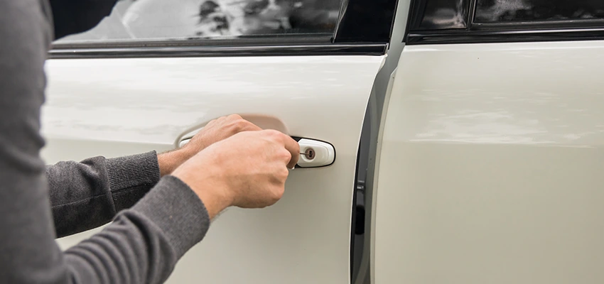 Unlock Car Door Service in Hollywood, FL